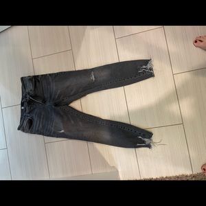 Kut from the kloth Connie high rise slim gray distressed jeans size 6